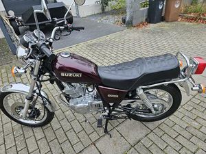 MOTORRAD SUZUKI GN 250