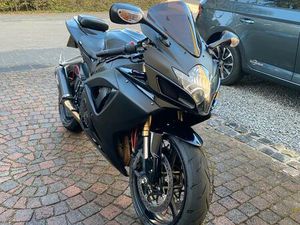 SUZUKI GSX-R 600 K6