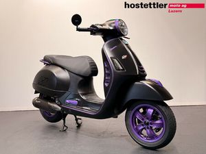 VESPA 300 GTS SUPER TECH