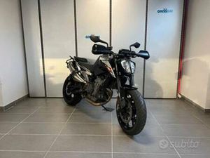 KTM 690 DUKE