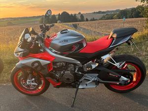 APRILIA TUONO 660 / A2 / QUICKSHIFTER / GERNE ANSCHREIBEN