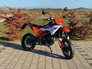 KTM 390 SMC-R 2025 AUF LAGER!
