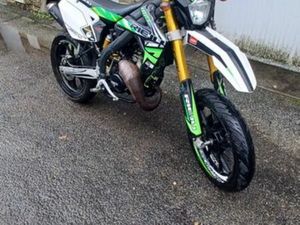 MOTO 50 CC RIEJU MRT