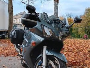 A VENDRE YAMAHA 1300 FJR
