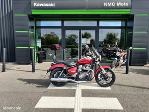 ROYAL ENFIELD SUPER METEOR 650