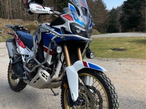 AFRICA TWIN ADVENTURE SPORT