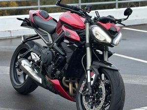 TRIUMPH STREET TRIPLE 765RS