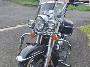 ROAD KING HARLEY DAVIDSON