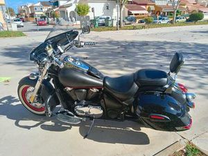 KAWASAKI - VN 900 CLASSIC