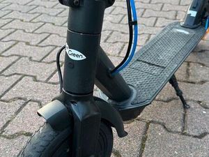 E-SCOOTER/ ROLLER DOC. GREEN