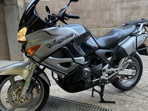 HONDA VARADERO 1000 DE 2003 À VENDRE - MOTO ANCIENNE DE COLLECTION