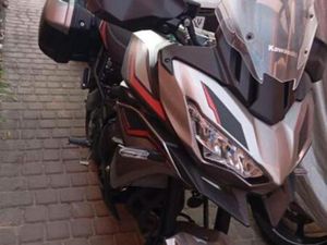 KAWASAKI - VERSYS 650