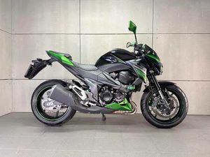 KAWASAKI Z 800 ABS - ČR / 1. MAJ / JEN 11.037 KM / DOPLŇKY / SUPER CENA