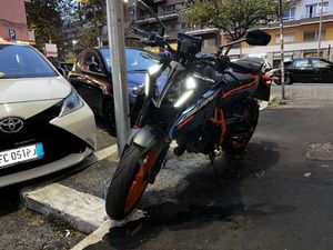 KTM 390 DUKE ANNIVERSARIO DEL 30 ANNI