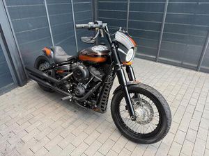 HARLEY-DAVIDSON FXBB 107 STREETBOB CUSTOM