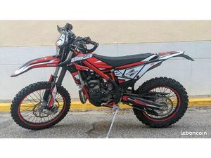 BETA XTRAINER 300 DE 2022