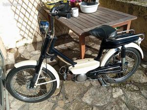 MOBYLETTE HONDA AMIGO 50 CC