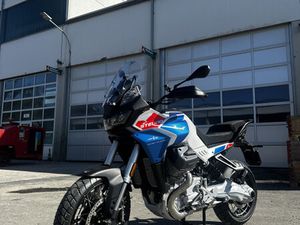 MOTO GUZZI STELVIO DUECENTO TRIBUTO, ENDURO, MOTO NEUVE, CHF 17'995.-