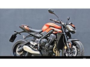 VENDO TRIUMPH STREET TRIPLE 765 R (2023 - 25) USATA A VICENZA (CODICE 9871416) - MOTO.IT