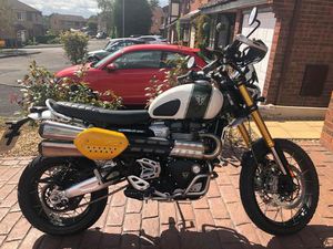 TRIUMPH SCRAMBLER 1200 XE SHOWCASE EDITION MODERN CLASSICS PETROL MANUAL X-RING EURO 4 (90 PS) 1200 CC