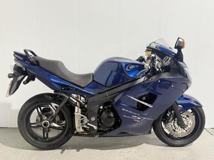 TRIUMPH SPRINT ST 1050