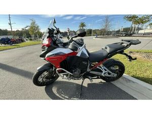 2022 DUCATI MULTISTRADA V4S LIVERY