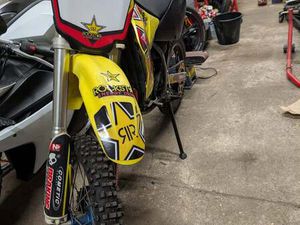 SUZUKI RM85 ROAD LEGAL