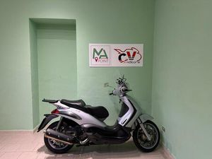 VENDO PIAGGIO BEVERLY 500 USATA A PIEDIMONTE SAN GERMANO (CODICE 9870607) - MOTO.IT