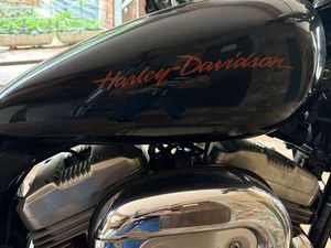HARLEY-DAVIDSON SPORTSTER XL 883 NERO