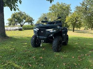 KYMCO MXU 700I EPS ABS T3B 2023 – SCHECKHEFT GEPFLEGT – 5.200KM!