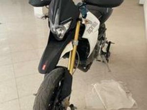APRILIA DORSODURO 750 - 2010