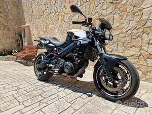 BMW F 800 R - 2014 (DEPOTENZIATA A LIBRETTO)