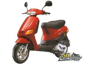 PIAGGIO ZIP SSL SCHLACHTFEST / TEILE