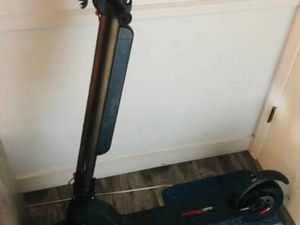 ELECTRIC E X 8 SCOOTER