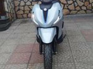 PIAGGIO BEVERLY 400 - 2025