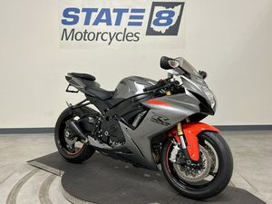 2021 SUZUKI GSX-R750M1