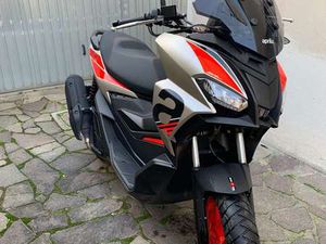 APRILIA SR GT 200 SPORT ARGENTO