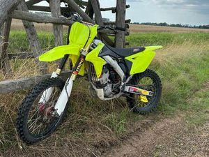 SUZUKI RMZ 250 2014