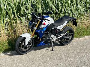 BMW F900R