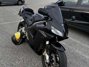 HONDA CBR 600 SCHWARZ