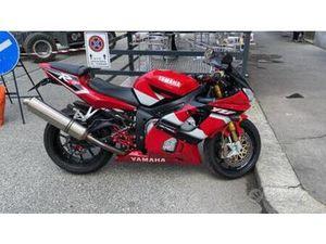 YAMAHA R6 2001