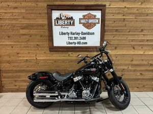 2020 HARLEY-DAVIDSON® SOFTAIL SLIM® VIVID BLACK FLSL
