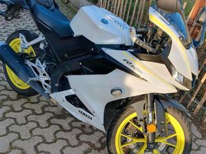 YAMAHA YZF-R 125