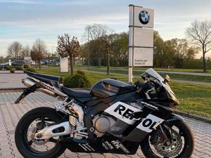 HONDA CBR 1000 RR (SC57)