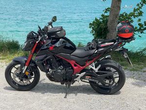 HONDA CB 750 HORNET MIT VIEL ZUBEHÖR