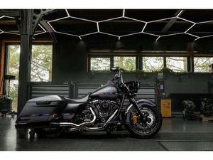 ROAD KING SPECIAL CUSTOMBIKE