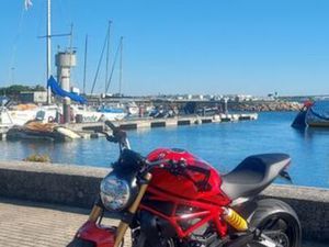 DUCATI MONSTER 797 GLÓRIA E VERA CRUZ