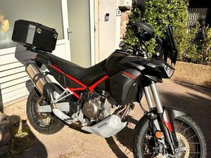 APRILIA TUAREG 660 1500KM NOIR