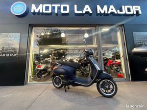 PROMOTION VESPA PRIMAVERA TECH ELLETRICA 70 KM/H NEUF EURO 5 CHEZ MOTO LA MAJOR AUBAGNE / GARANTIE 2 ANS