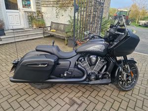 2024 INDIAN CHALLENGER DARK HORSE MOTORCYCLE